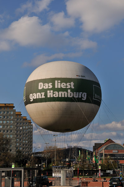 "Das liest ganz Hamburg", Foto © Friedhelm Denkeler 2011