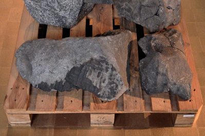 "Palette mit Fragmenten aus Tel Halaf", Foto © Friedhelm Denkeler 2011