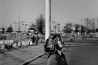 "Porträt am Kanzleramt", Foto © Friedhelm Denkeler 2002
