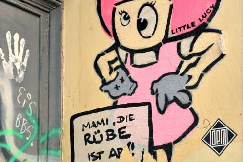 »Little Lucy im Prenzlauer Berg«, Berlin, Street Art Künstler »El Bocho«, Foto © Friedhelm Denkeler 2013
